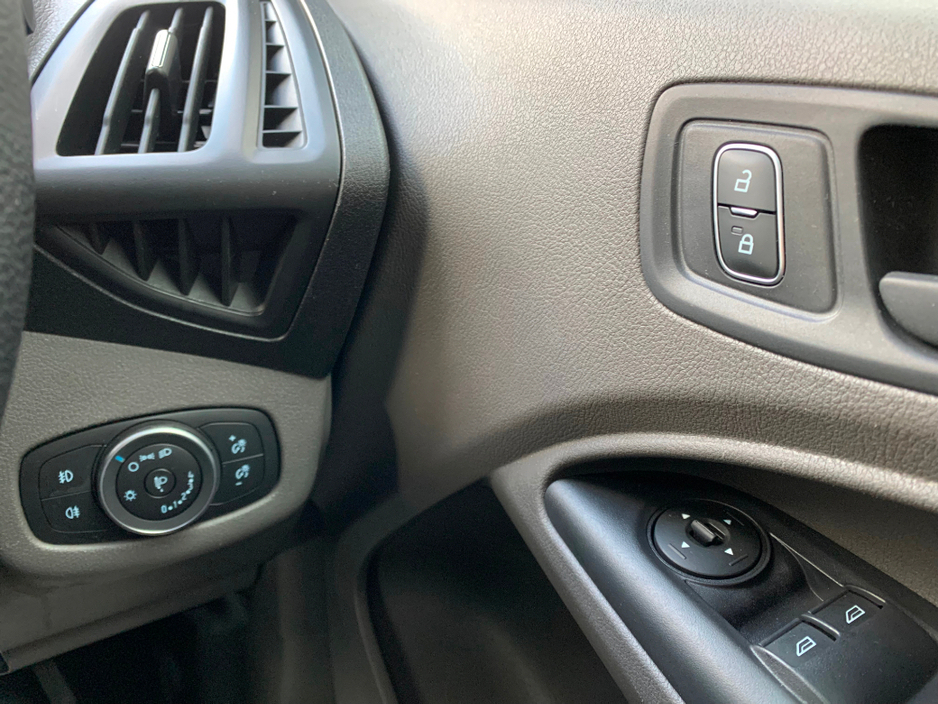 2022 Ford Transit Connect TREND 1.5 TDCI 120 PS LWB 250 // PRICE EXCL. VAT // ALLOY WHEELS, BODY COLOURED BUMPERS AND MIRRORS // STUNNING CONDITION // 09/26 CVRT // TIMING BELT €12,154