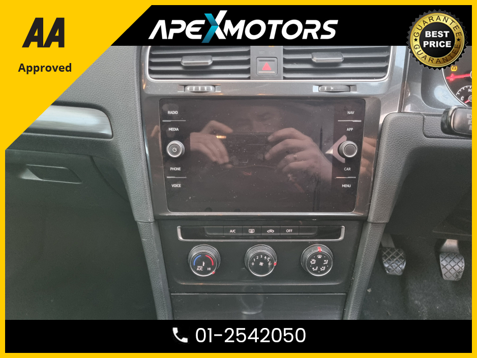 2017 Volkswagen Golf FINANCE ARRANGED * 1.0 SE NAV 110PS 5DR * NEW NCT JAN-28 * LOW LOW MILES  * IMMACULATE * 6-STAMPS SERVICE HISTORY * AA APPROVED * 101 SAFETY CHECKLIST * MANUAL * COLOUR REVERSE CAMERA * TOP-SPEC €17,949