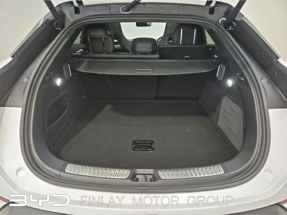 2026 BYD Sealion 7 Design AWD 4 Year service plan , Pan Roof , Black Leather €57,735