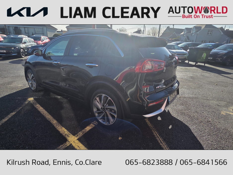 2017 Kia Niro - image 5