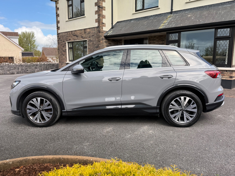 2023 Audi Q4 e-tron - image 4