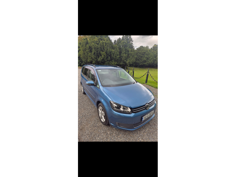 2015 Volkswagen Touran - image 8