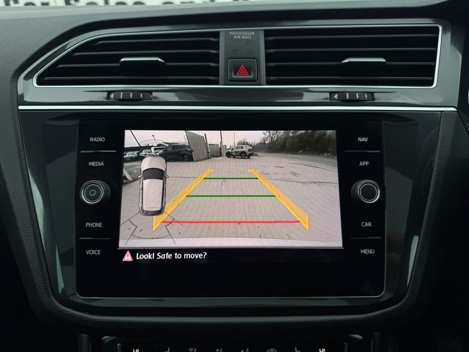 2019 Volkswagen Tiguan - image 23