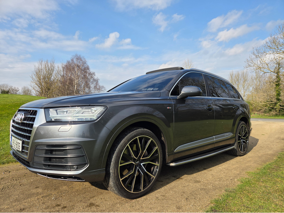2018 Audi Q7 - image 6