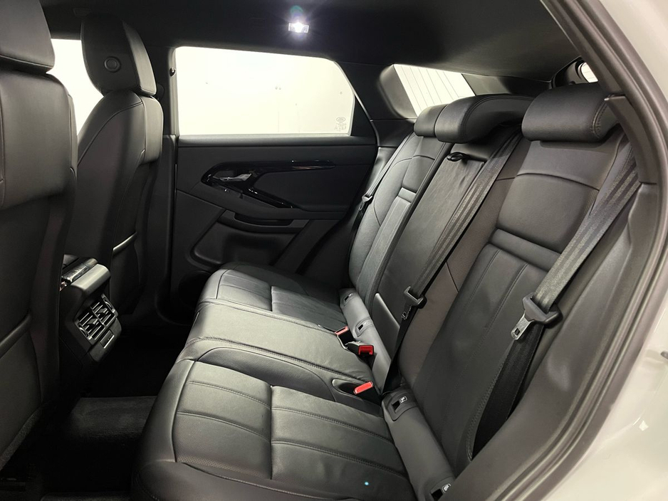 2024 Land Rover Range Rover Evoque - image 8