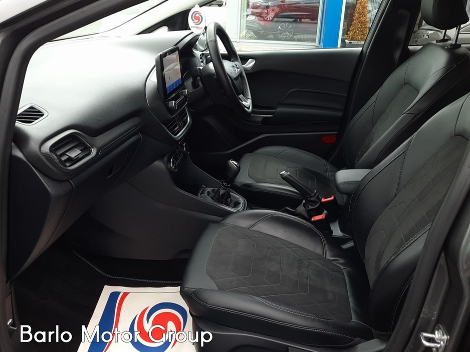 2022 Ford Fiesta - image 11