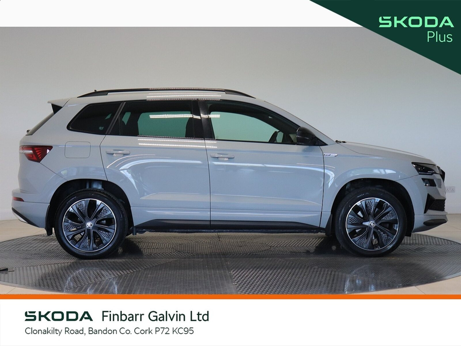 2023 Skoda Karoq - image 11