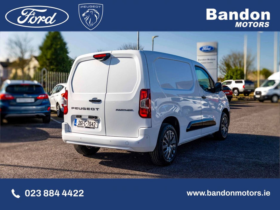 2026 Peugeot Partner - image 4