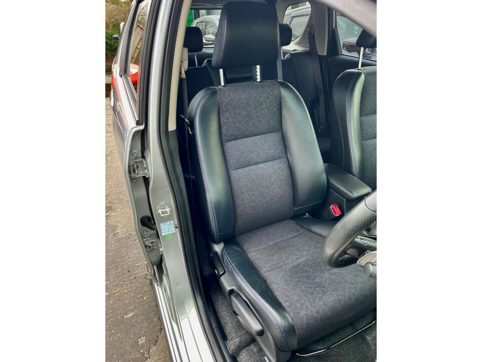 2014 Honda Shuttle - image 14