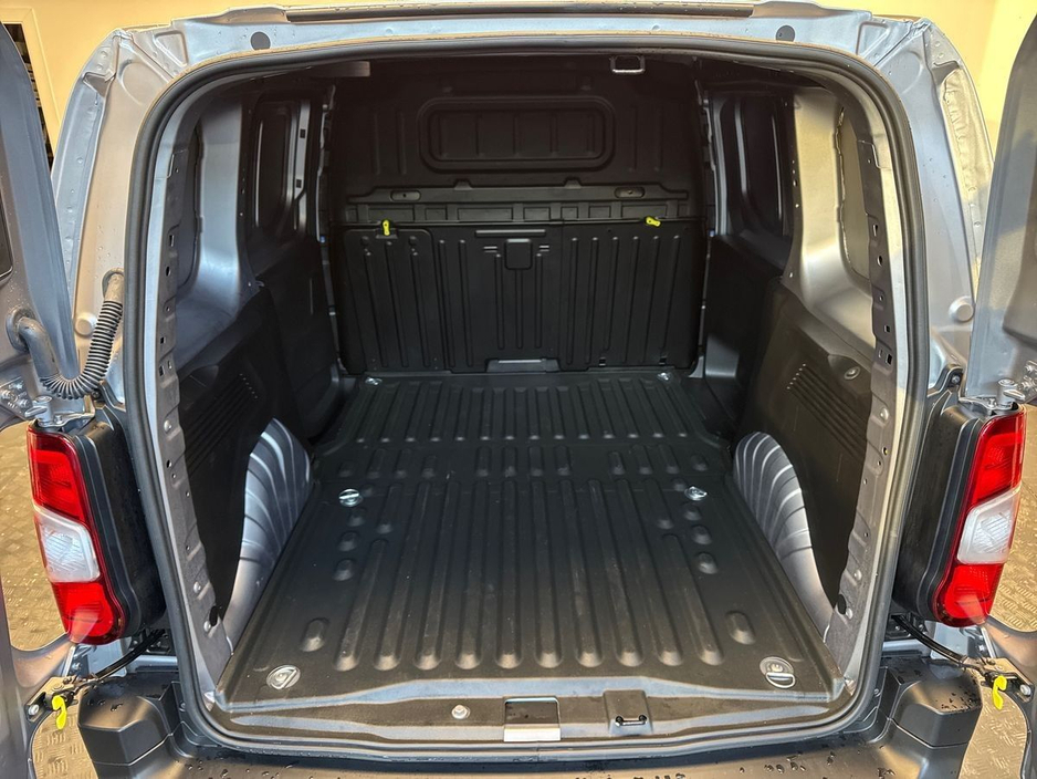 2025 Peugeot Partner 1.5HDI PRO PLUS *JUST IN* €80 PER WEEK €24,995