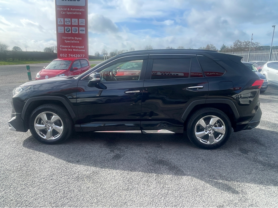 2020 Toyota Rav4 - image 4