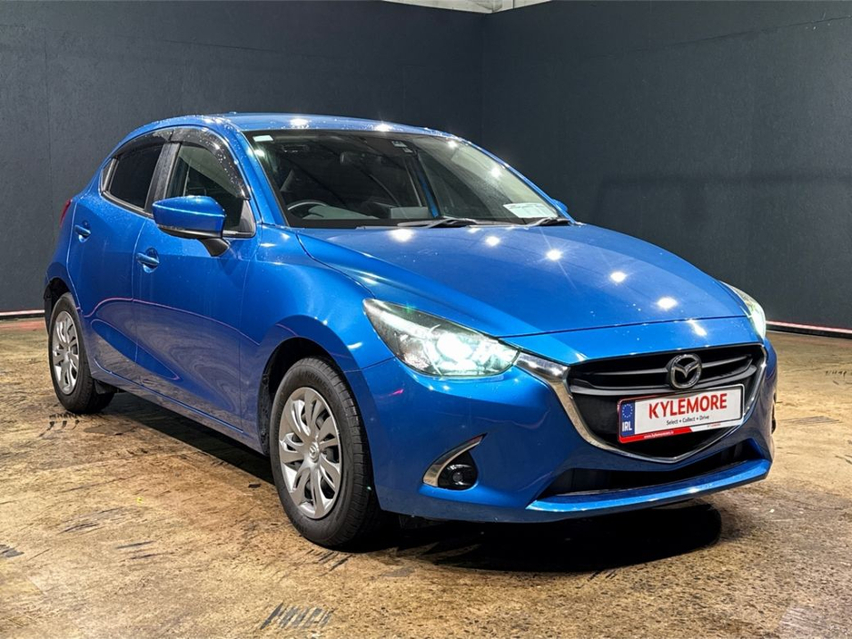 2017 Mazda Demio - image 9