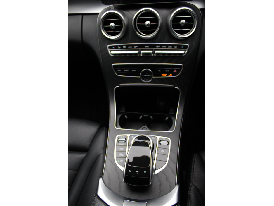 2019 Mercedes-Benz C Class C220D AMG LINE PREMIUM 5DR ESTATE AUTO //  STUNNING CAR FINISHED IN GREY MET // BUY WITH CONFIDENCE AA AND SIMI APPROVED DEALER 2026 // FINANCE ARRANGED // ALL TRADE INS WELCOME €25,950