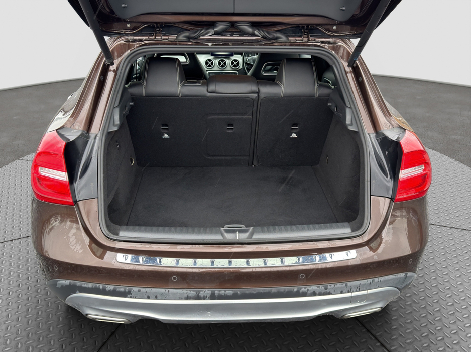 2016 Mercedes-Benz GLA Class - image 20