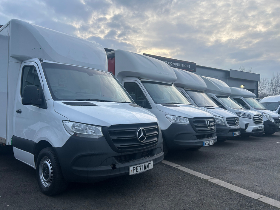 2019 Mercedes-Benz Sprinter - image 29