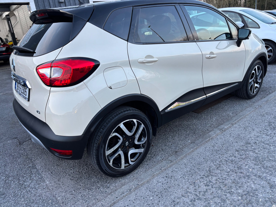 2016 Renault Captur - image 8