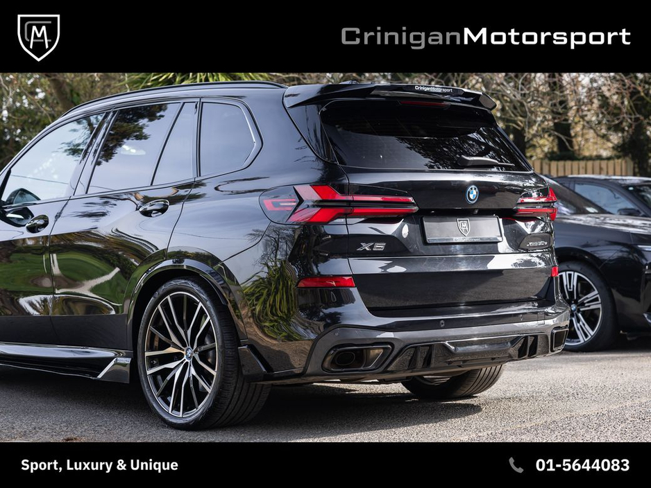 2024 BMW X5 - image 13