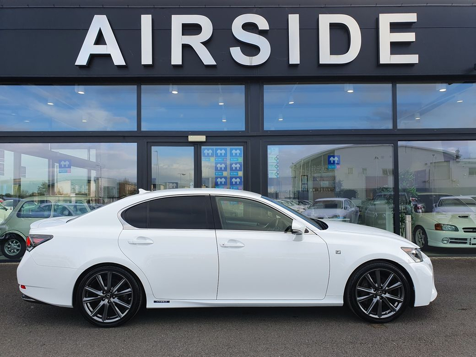 2014 Lexus GS 300 H - image 28