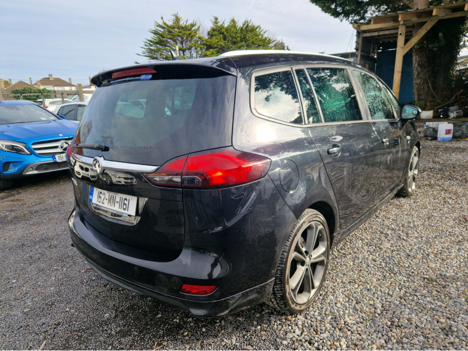 2016 Opel Zafira - image 6