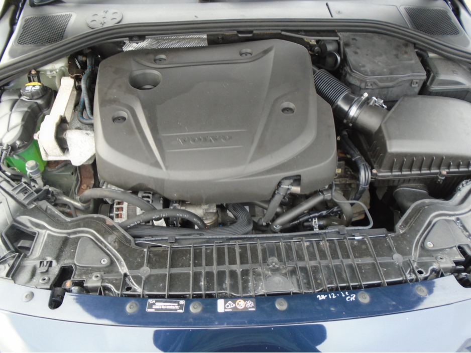 2017 Volvo S60 - image 19