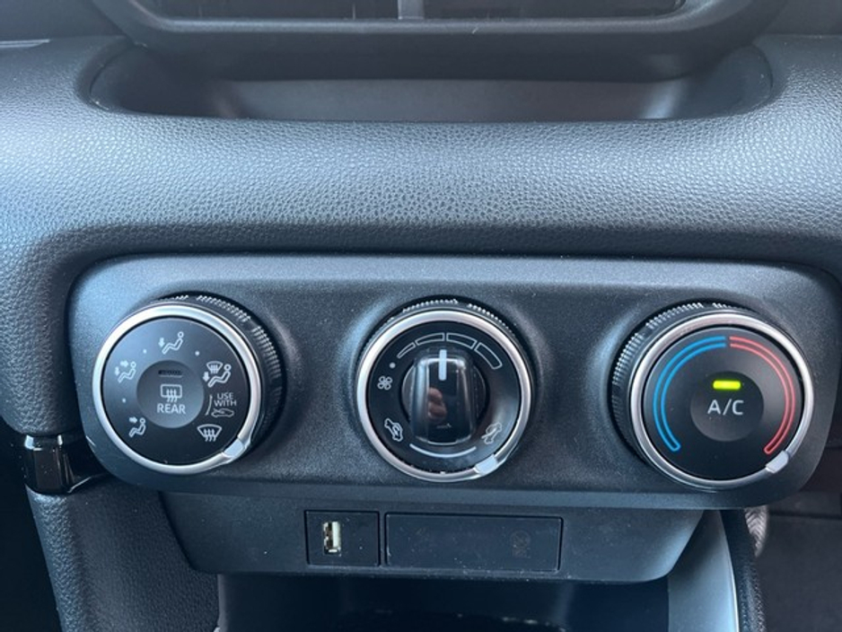 2021 Toyota Yaris 1.0 LUNA 4DR