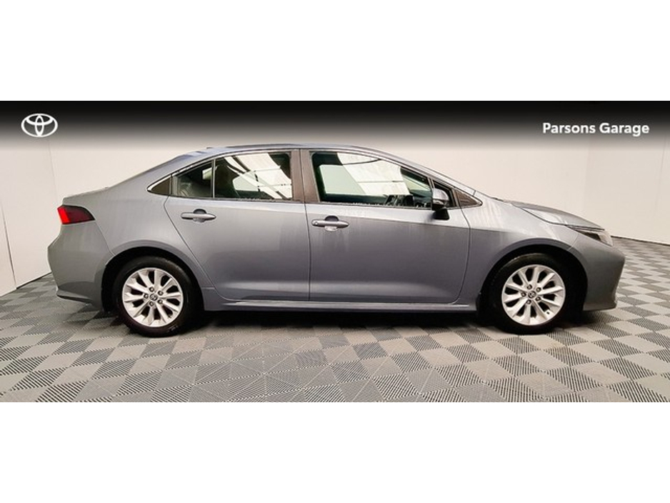 2022 Toyota Corolla COROLLA HYBRID LUNA €22,995