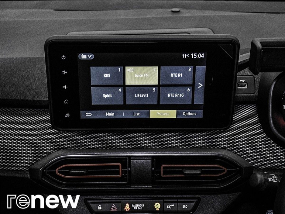 2022 Dacia Sandero Stepway - image 26