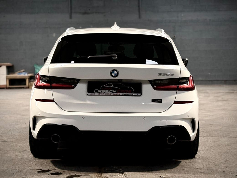 2021 BMW 3 Series 330E M-SPORT // 12 MONTH WARRANTY // SAME DAY FINANCE // FULLY KITTED €25,950