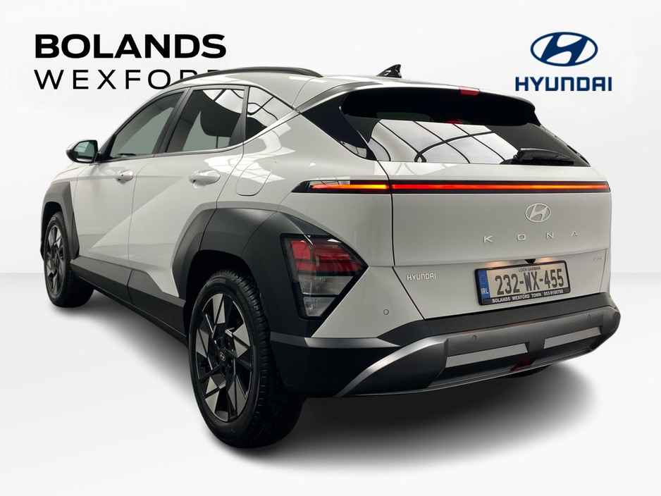 2023 Hyundai Kona - image 3