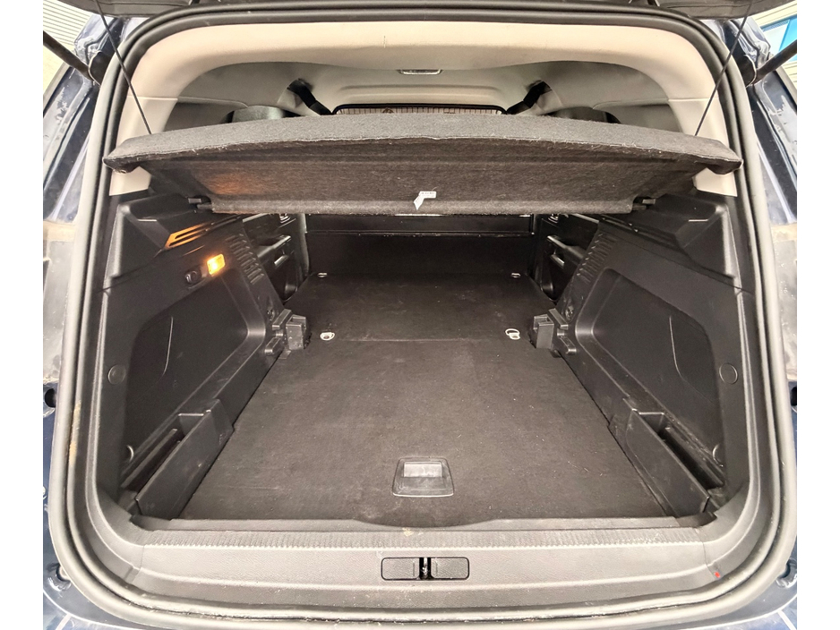 2023 Citroen C5 Aircross - image 9