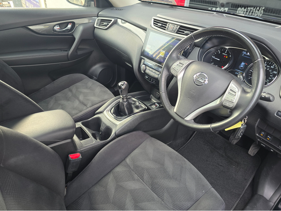 2016 Nissan X-Trail REAR CAMERA WITH CAR PLAY-LOW MILEAGE €12,950