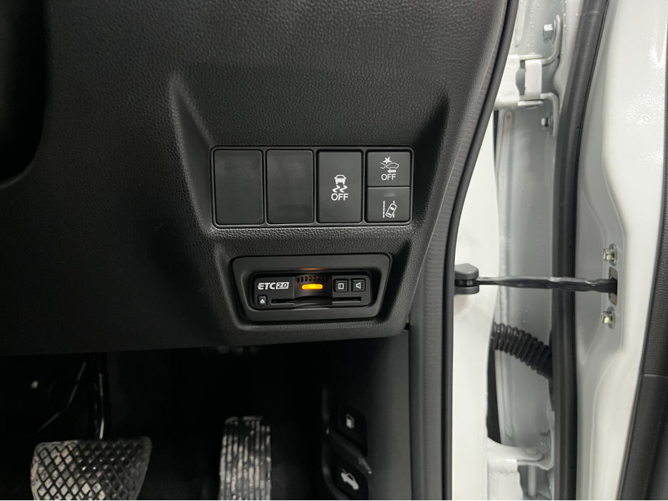 2020 Honda Stepwagon €29950 2020 HONDA STEPWAGON HEV EX G SENSING BLACK STYLE 2.0 AUTOMATIC / CRUISE CONTROL / AUTOMATIC DOORS / 7 SEATS €29,950