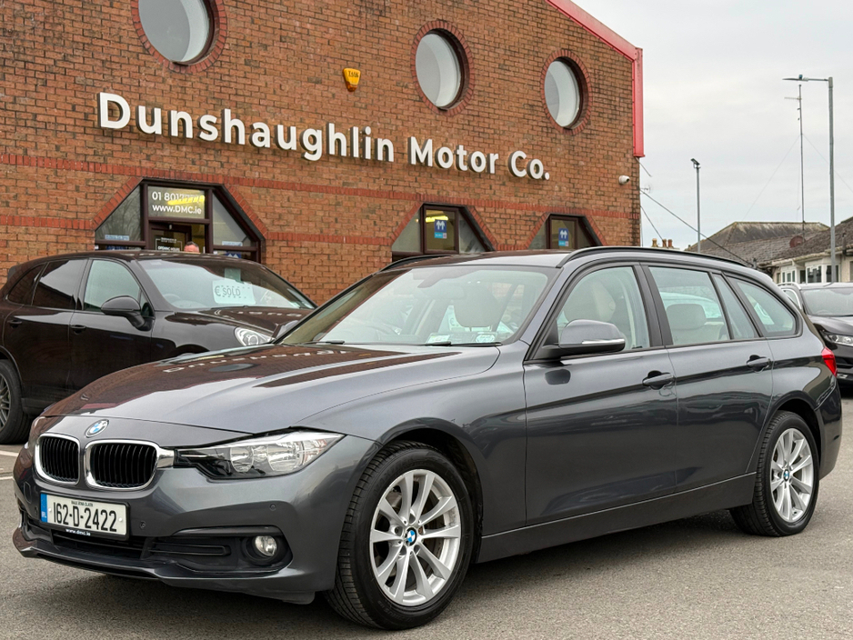 2016 BMW 3 Series - image 9