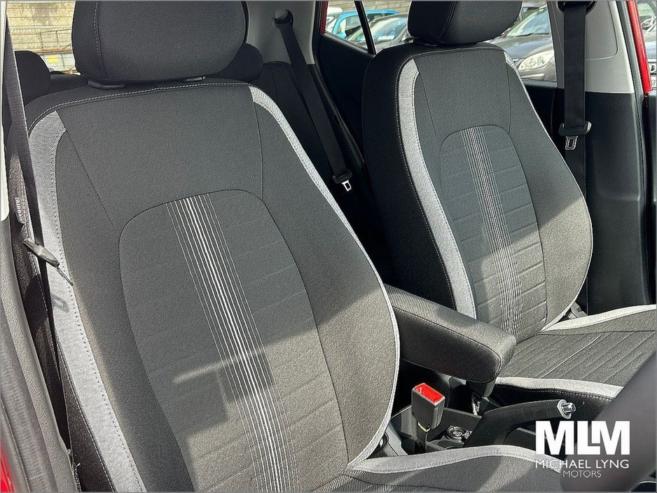 2025 Hyundai i10 i10 Deluxe Plus €22,995