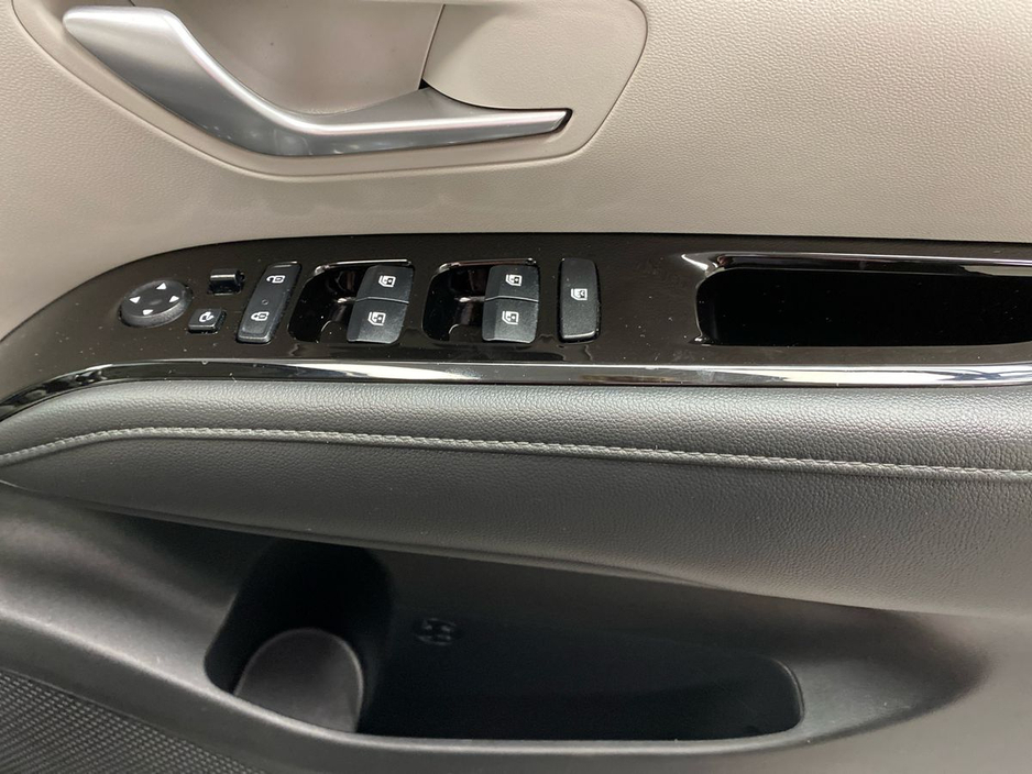 2023 Hyundai Tucson - image 12