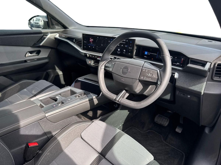 2026 Opel Grandland - image 5