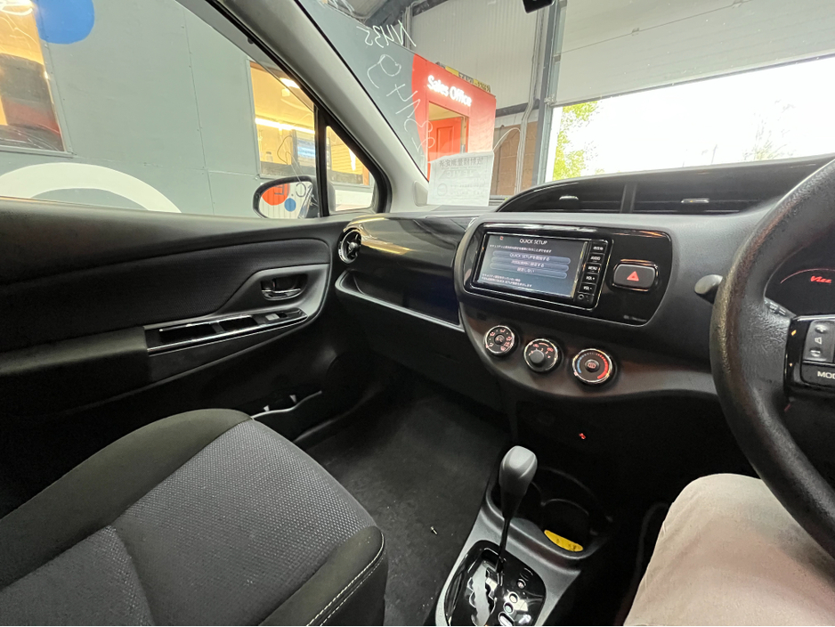 2018 Toyota Vitz - image 12