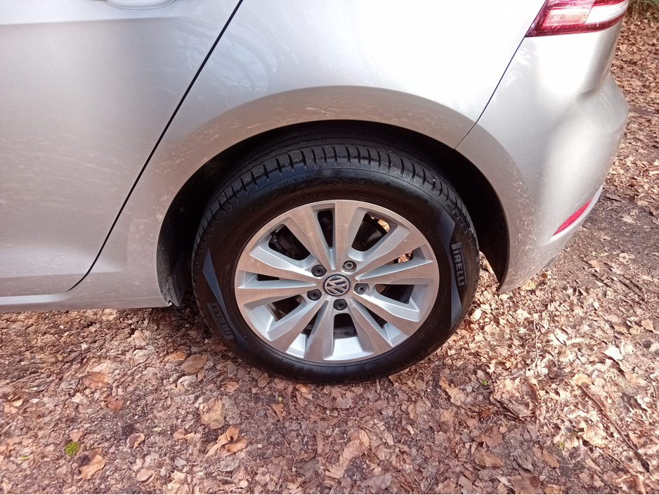 2019 Volkswagen Golf - image 29