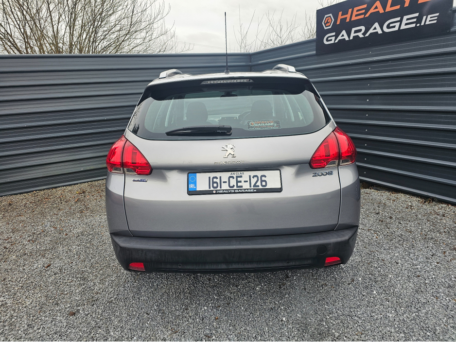 2016 Peugeot 2008 - image 9