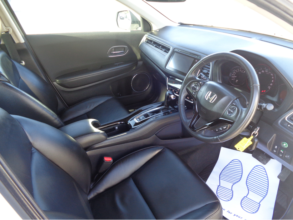 2018 Honda HR-V NEW NCT 2026, AUTO. VTEC, €270 TAX, LOW KMS. S./HISTORY. €20,999