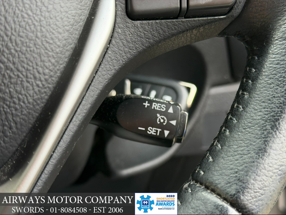 2016 Toyota Corolla - image 11