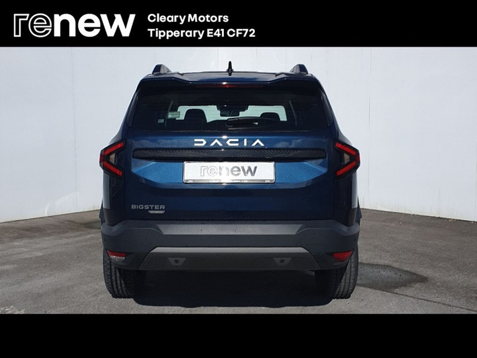 2025 Dacia Bigster - image 10