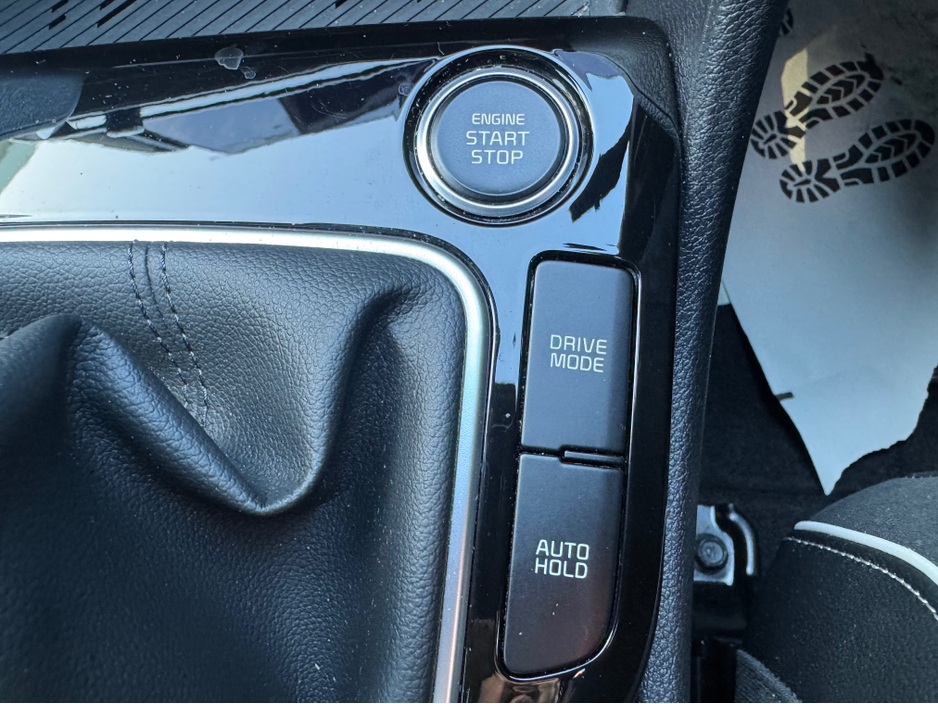 2024 Kia Sportage - image 34