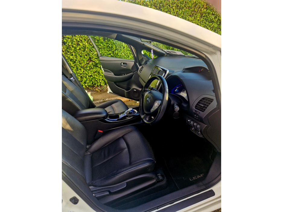 2014 Nissan Leaf E TEKNA 5DR ELECTRIC €3,995
