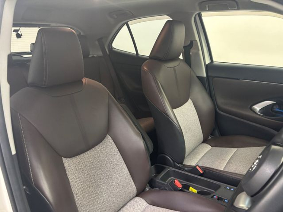 2021 Toyota Yaris Cross 1.5 Hybrid CVT Luna Sport €21,750