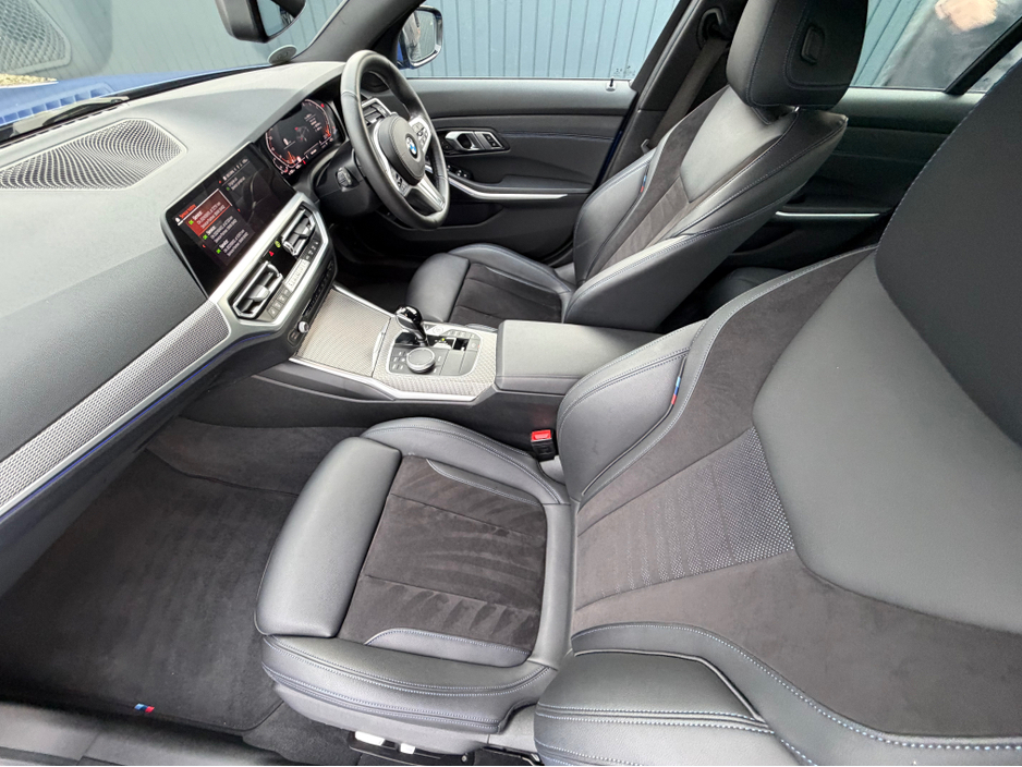 2020 BMW 3 Series - image 47