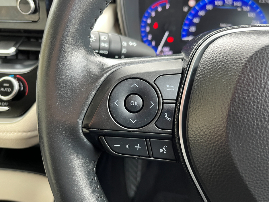 2021 Toyota Corolla - image 24