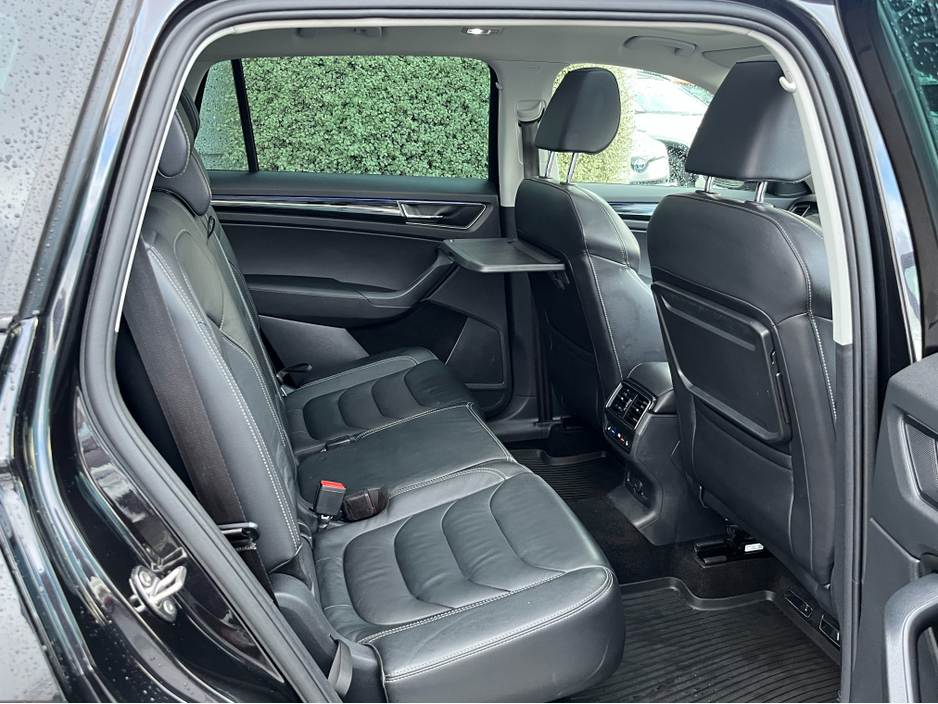 2020 Skoda Kodiaq 7 SEATER 4x4 STYLE AUTOMATIC 2.0 DIESEL //MASSIVE SPEC//CANTON SOUND SYSTEM//PANORAMIC GLASS ROOF//FULL LEATHER HEATED FRONT AND REAR SEATS// €36,950