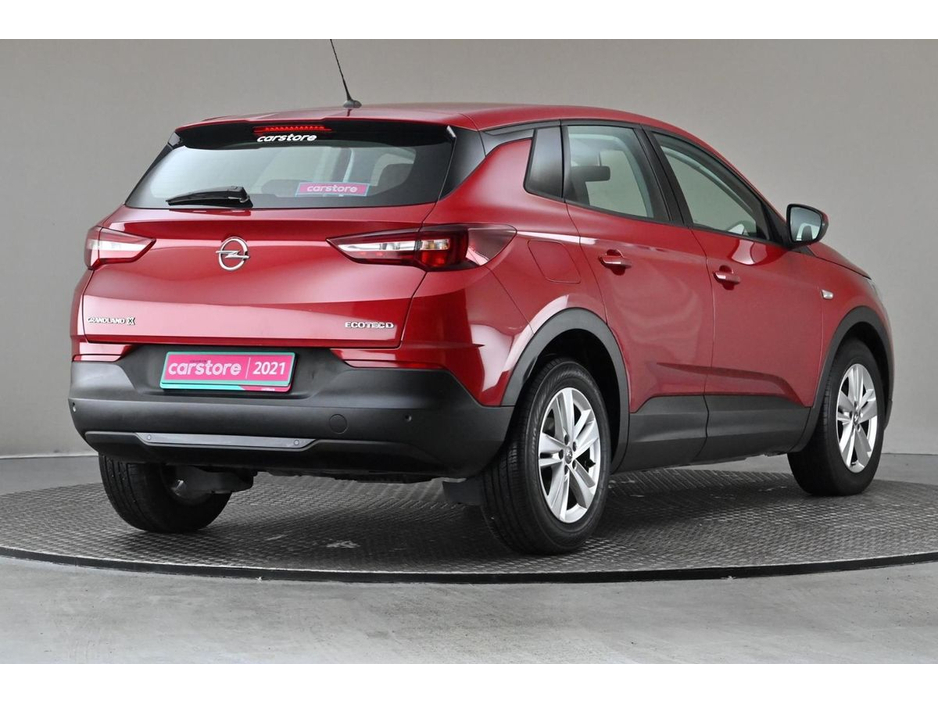 2021 Opel Grandland X - image 9