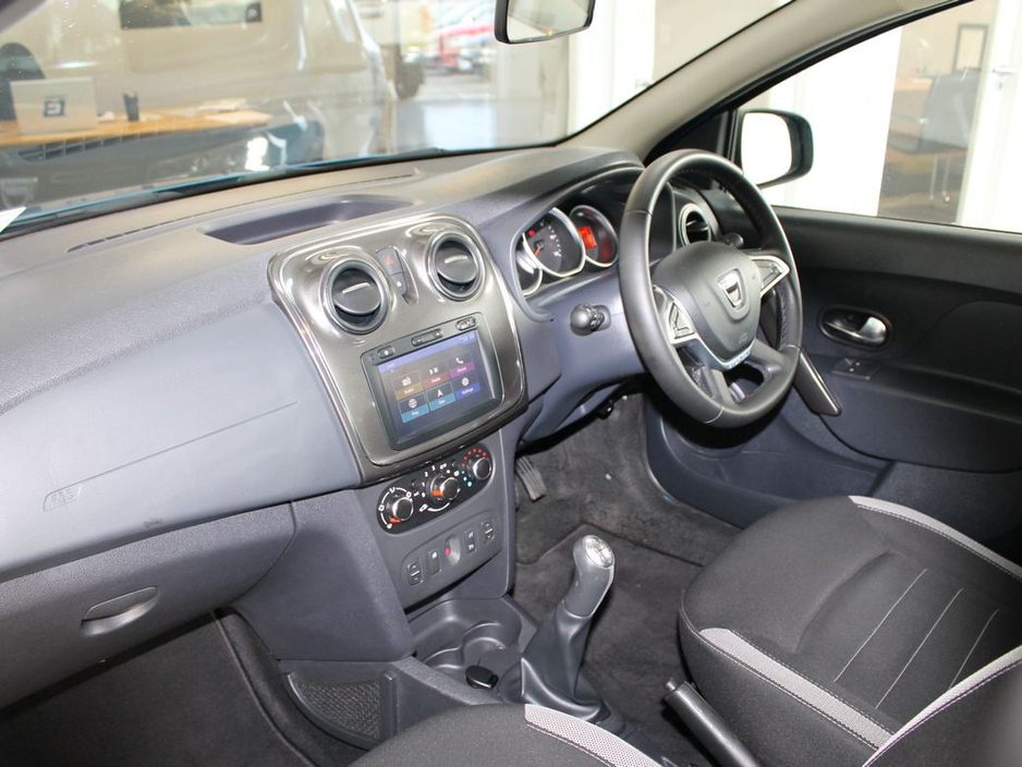 2017 Dacia Sandero 0.9tce (90) Laureate S/S 5DR €8,499